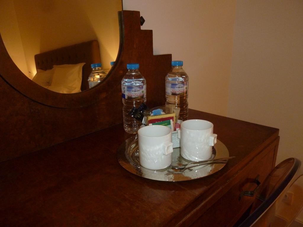 ベルサイユ レ ヴェルサイユ B＆B Bed & Breakfast 部屋 写真